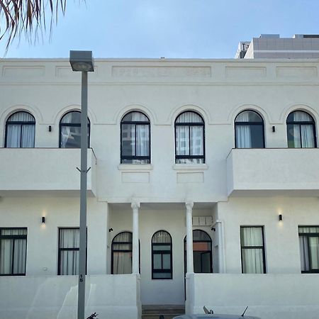 Yona 8 Bed and Breakfast Tel Aviv Buitenkant foto