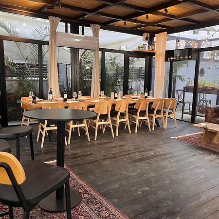 Yona 8 Bed and Breakfast Tel Aviv Buitenkant foto