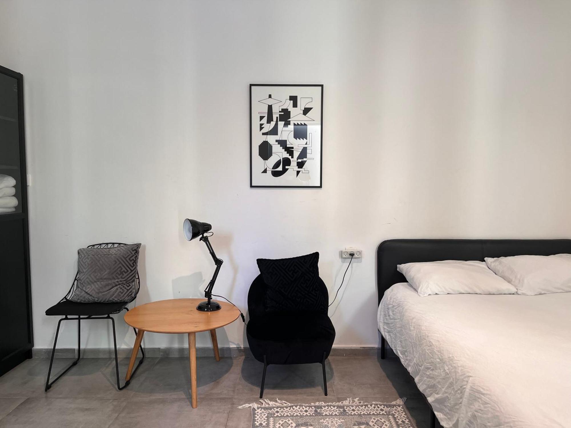 Yona 8 Bed and Breakfast Tel Aviv Kamer foto