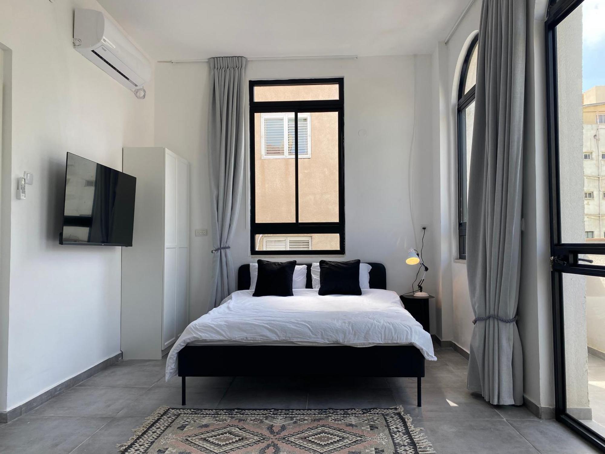 Yona 8 Bed and Breakfast Tel Aviv Buitenkant foto
