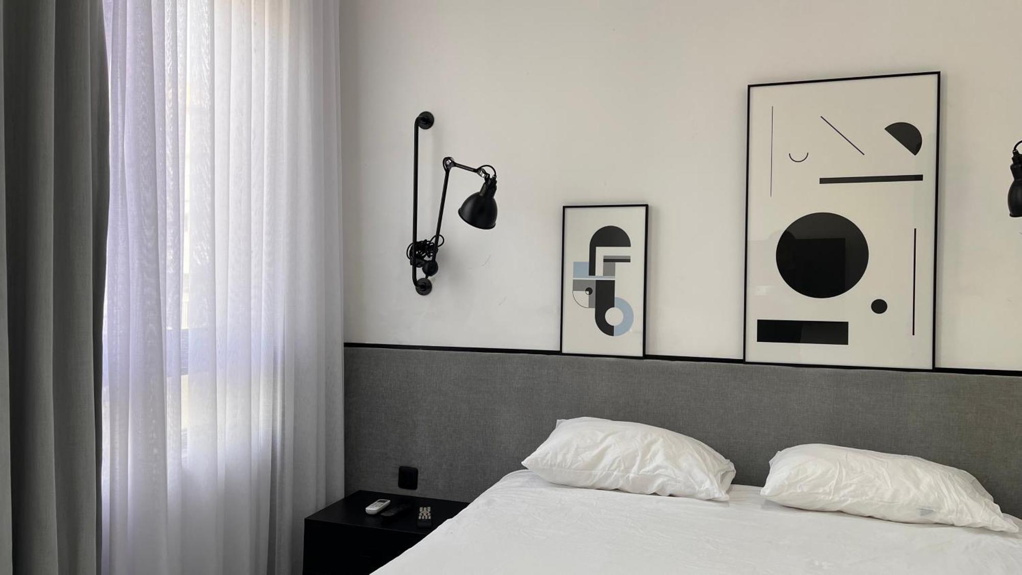 Yona 8 Bed and Breakfast Tel Aviv Kamer foto