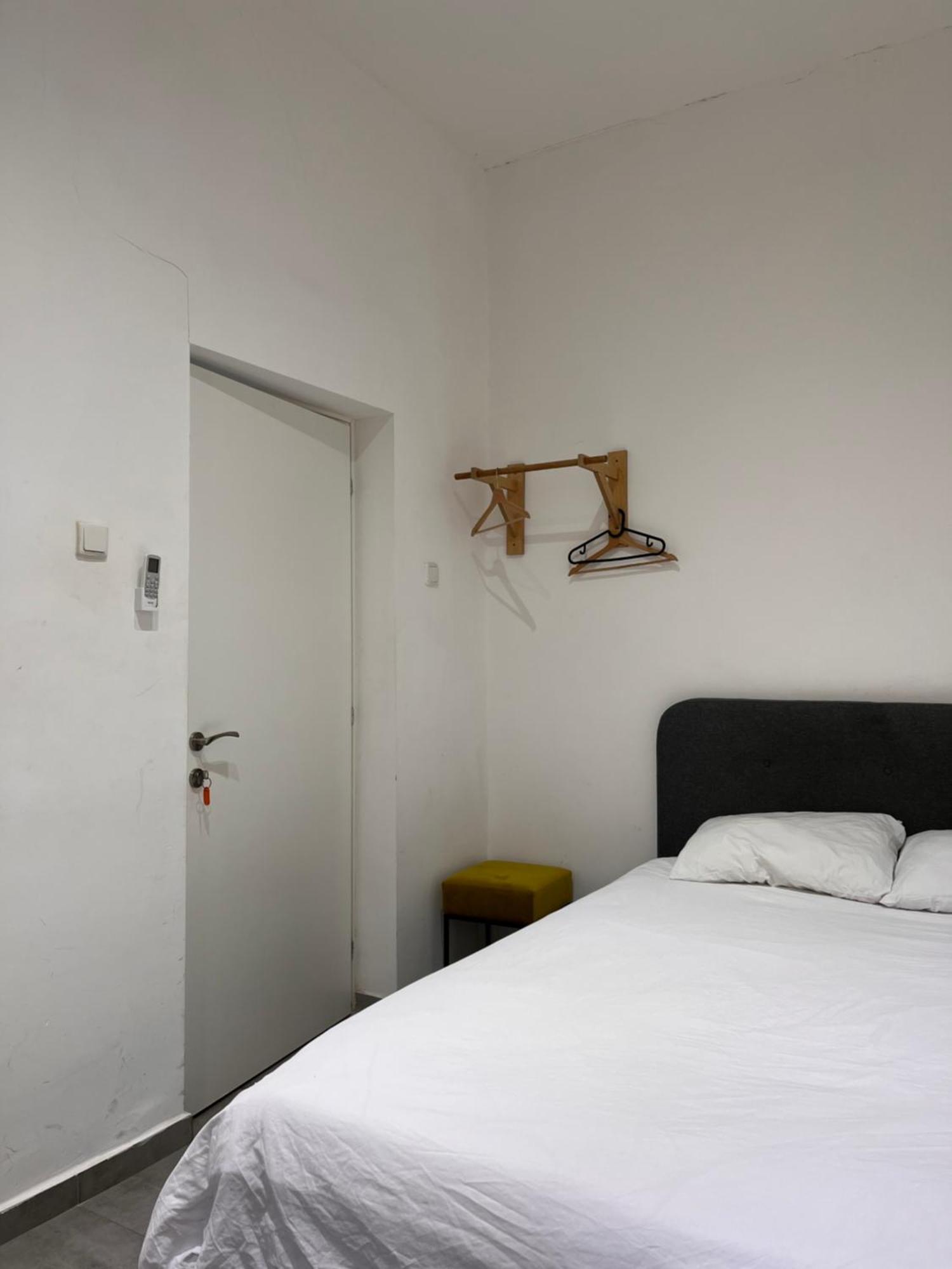 Yona 8 Bed and Breakfast Tel Aviv Buitenkant foto