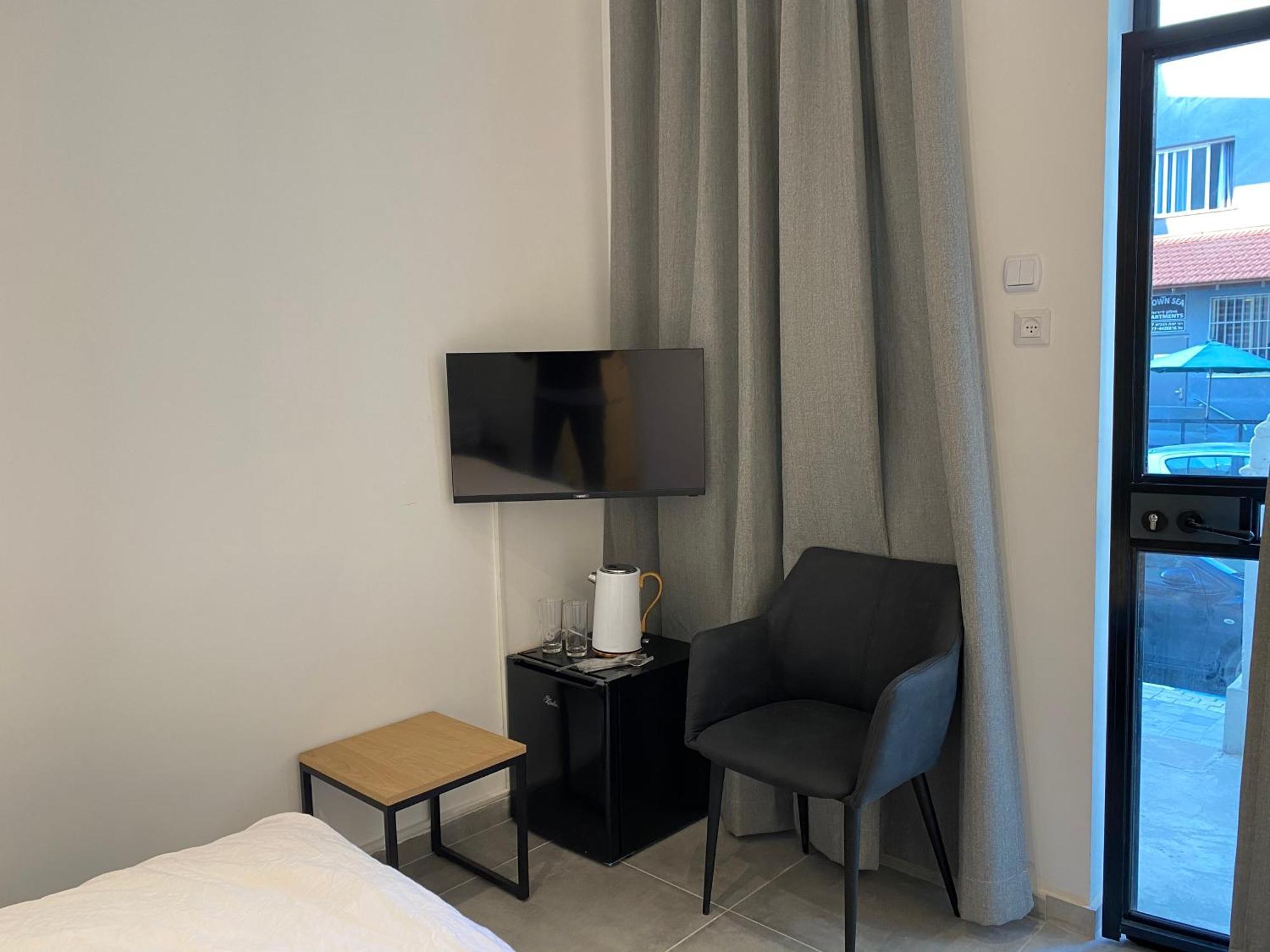 Yona 8 Bed and Breakfast Tel Aviv Kamer foto